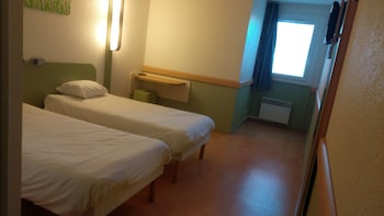 Twin Room, 2 Twin Beds
