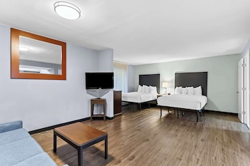 Suite, 1 Twin Bed, Accessible, Non Smoking (with Sofabed, Full Kitchen)