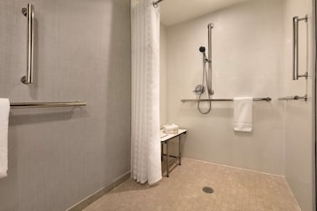Suite, 1 King Bed, Accessible, Corner (Roll-In Shower)