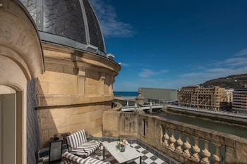 Suite, 1 Bedroom, River View