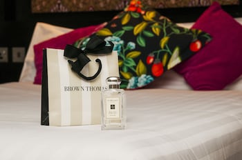 Superior Room, 1 King Bed