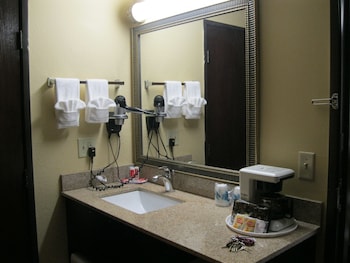 Standard Room, 2 Queen Beds, Non Smoking