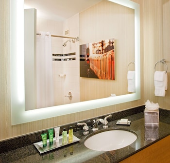 Deluxe Room, 1 King Bed