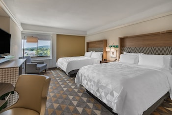 Standard Room, 2 Queen Beds, Mobility Accessible