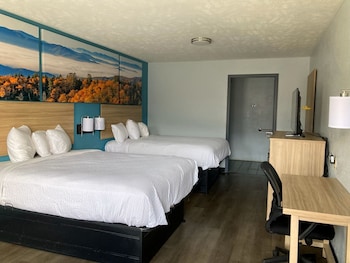 Room, 2 Queen Beds, Accessible, Non Smoking