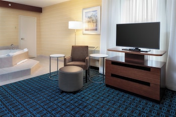 King Bed, Jacuzzi Tub