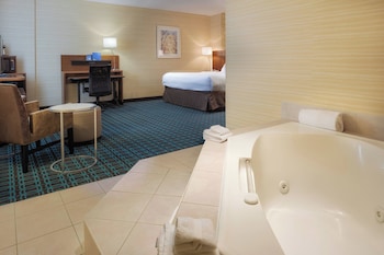 King Bed, Jacuzzi Tub