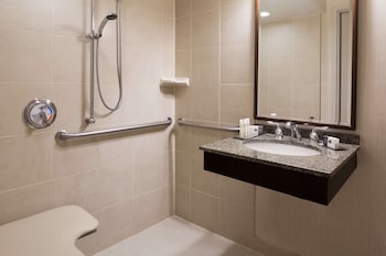 Room, 2 Double Beds, Accessible, Non Smoking (Roll-in Shower)