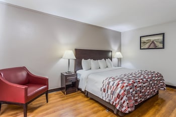 Superior Room, 1 King Bed, Non Smoking (Interior Corridor)