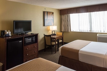 Standard Room, 2 Queen Beds, Non Smoking, Refrigerator & Microwave
