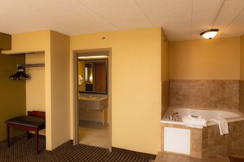 Suite, 1 King Bed, Non Smoking, Refrigerator & Microwave