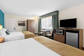 Standard Room, 2 Queen Beds, Non Smoking, Refrigerator & Microwave