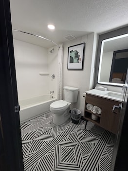 Deluxe Room, 2 Double Beds, Non Smoking (Modern)