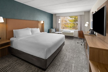 Standard Room, 1 King Bed