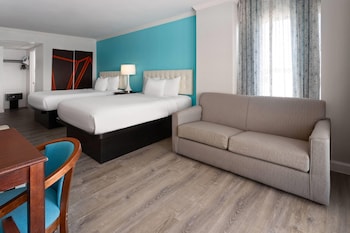 Room, 2 Queen Beds, Non Smoking, Oceanfront