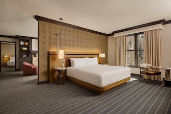 Suite (James Chadwick)