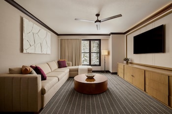 Suite (Highlands)