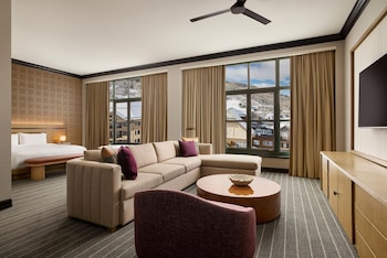 Suite (Mount Lincoln)