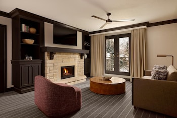 Suite (James Chadwick)