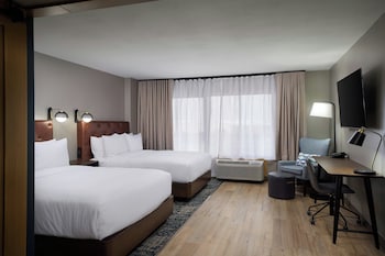 Standard Room, 2 Queen Beds (Hearing Accessible)