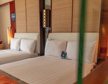 GOGO! GUAM X Japanese Only USD $60 coupon - Ocean Front Deluxe Room