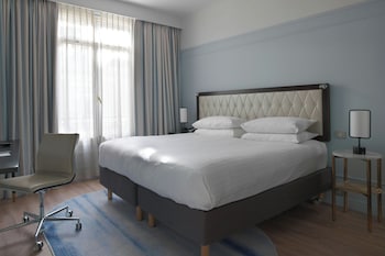 Superior Room, 1 King Bed