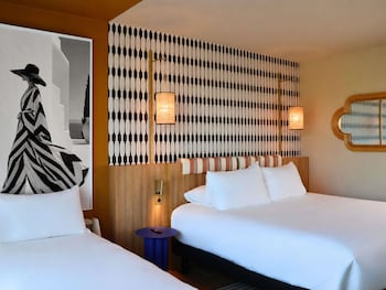 Privilege, Room, 1 King Bed with Sofa bed, Garden View