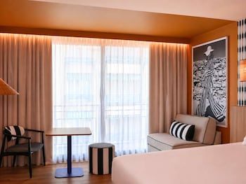 Superior Room, 1 King Bed with Sofa bed, Balcony, City View