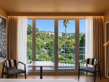 Privilege, Room, 2 Twin Beds, Garden View