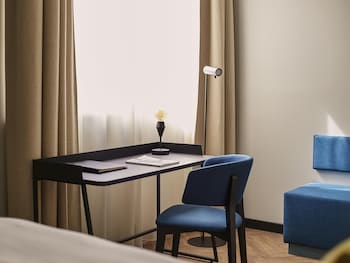 Deluxe Room, 1 Double Bed (Grand)