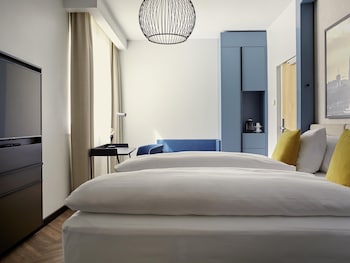 Deluxe Room, 1 Double Bed (Grand)