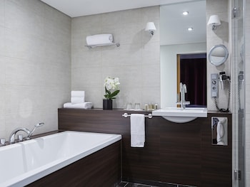 Junior Suite (Cathedral View)