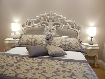 Deluxe Room, Annex Building (No pets - Adults Only)