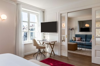 Junior Suite (View)