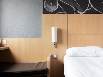Standard Room, 2 Twin Beds, Harbor View