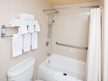 Premium Room, 2 Double Beds, Accessible