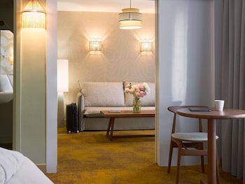 Suite, 1 Double Bed with Sofa bed