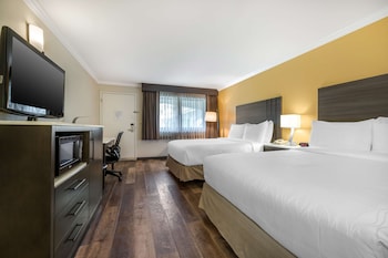 Standard Room, 2 Queen Beds, Accessible, Non Smoking (Walk-in Shower)