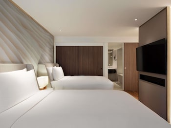 Family Suite, 1 Bedroom, 2 Twin Beds with Sofa Bed