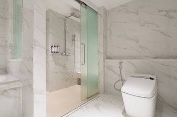 Wellness Suite, 2 Twin Beds, Club Access