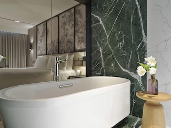 Family Suite, 2 Bedrooms, Club Access