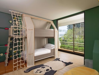 Family Suite, 2 Bedrooms, Club Access