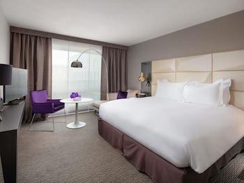 Classic Room, 1 King Bed (Pilsudski Square View)