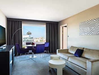 Suite (Pilsudski Square View)
