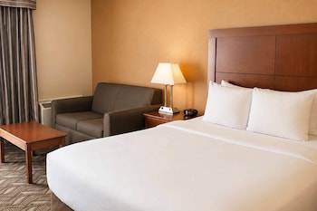 Suite, 1 Queen Bed with Sofa bed, Non Smoking