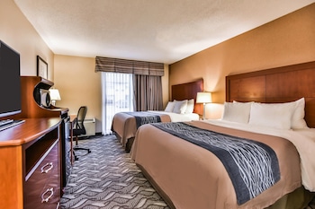 Suite, 2 Queen Beds, Non Smoking