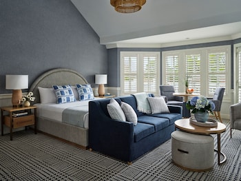 Signature Room, Multiple Beds