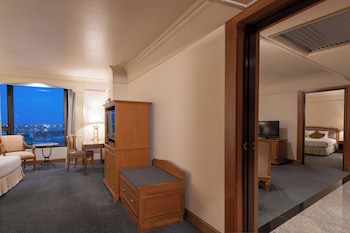 Suite, 1 Double Bed, River View