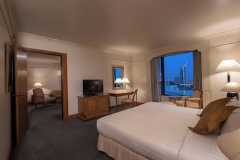 Suite, 1 Double Bed, River View