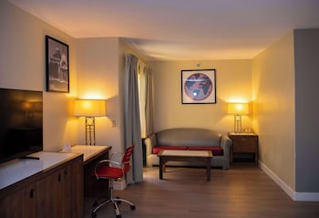 Suite, 1 King Bed